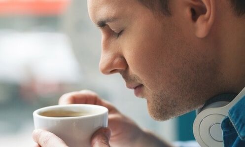Kaffi als schiedlech Getränk fir Prostatitis