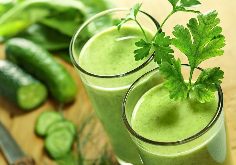 Gurkenjus mat Petersilie fir Prostatitis